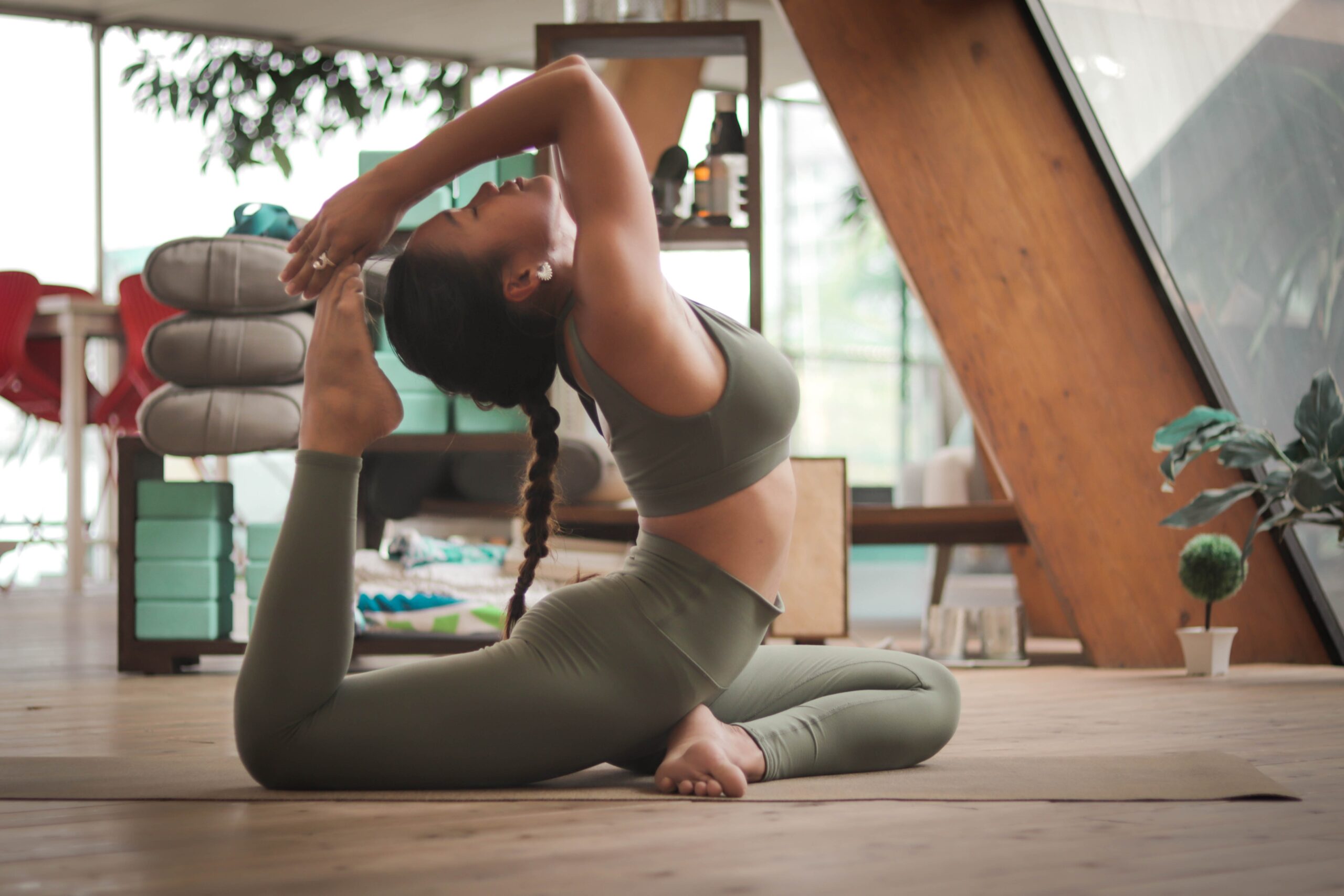 Comment se protéger des risques du métier de professeur de yoga ?