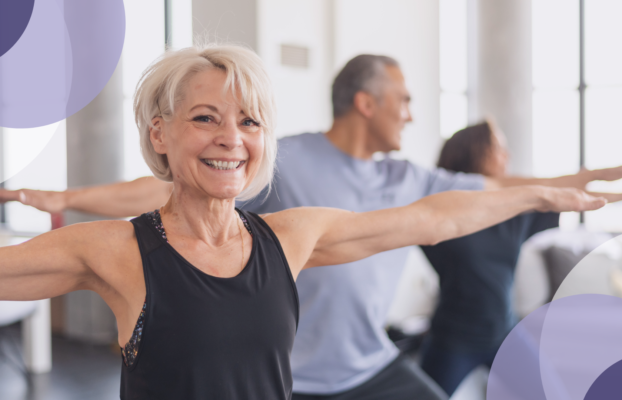 Yoga Seniors : adaptations et avantages